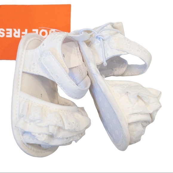 JOE FRESH Baby Girls' Ruffle Sandals in White - Size 1 - Picture 7 of 9